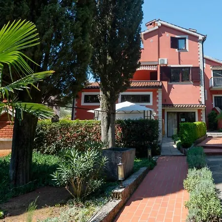 Casa de hóspedes 96-3